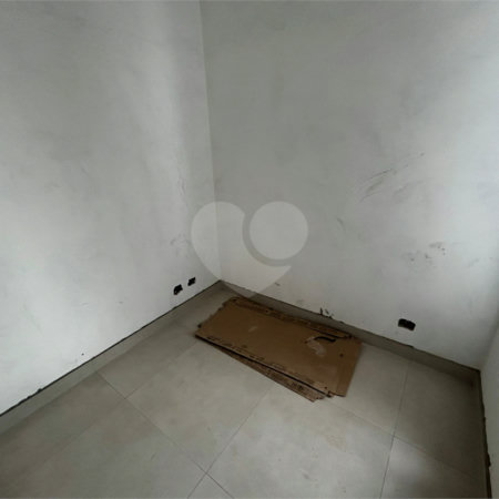 Casa à venda com 3 quartos, sendo 1 suíte,  no condomínio Lago dos Ipês, Itapetininga - SP