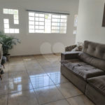 Sobrado à venda com 5 quartos, sendo 1 suíte,  em Vila Bela Vista, Suzano, SP