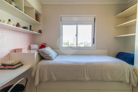 Apartamento à venda com 4 quartos, sendo 1 suíte, em Jardim Marajoara, São Paulo, SP