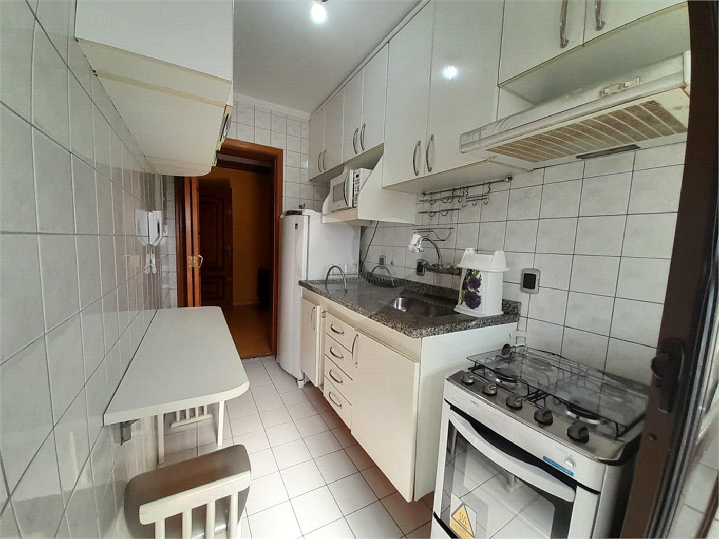 Apartamento à venda com 2 quartos, sendo 1 suíte, em Vila Mariana, São Paulo, SP