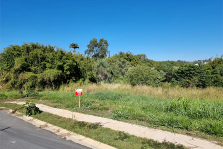 Terreno à venda no condomínio Residencial São João, Vinhedo - SP