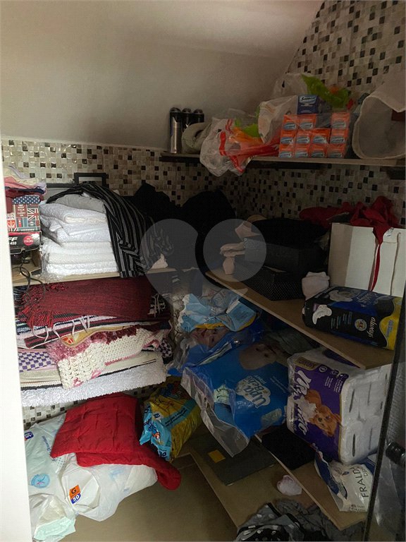 Sobrado à venda com 3 quartos, sendo 1 suíte, em Vila Augusta, Guarulhos, SP