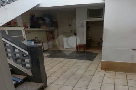 Excelente casa no bairro Cambuci/Aclimação - Ótima localização.
