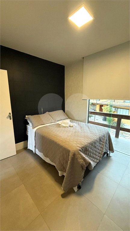 Casa à venda com 3 quartos, sendo 1 suíte, em Ferradurinha, Armação dos Búzios, RJ