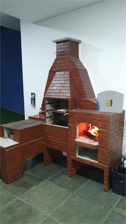Casa à venda com 3 suítes em Jardim Londrina, São Paulo, SP