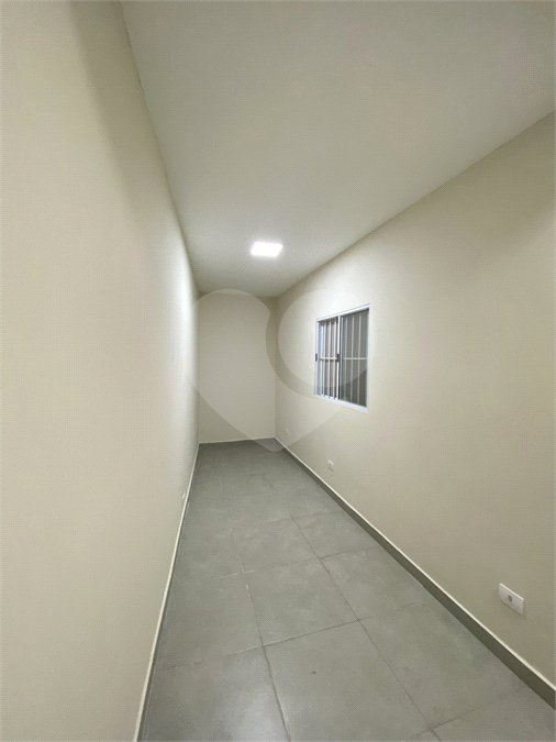 Casa à venda com 3 quartos, sendo 1 suíte, no condomínio Ana Carolina, São Paulo - SP