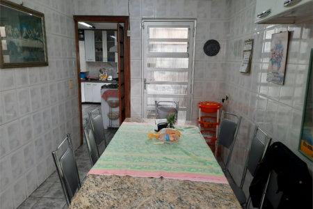 Casa à venda com 6 quartos, sendo 4 suítes, em Vila Guarani (z Sul), São Paulo, SP