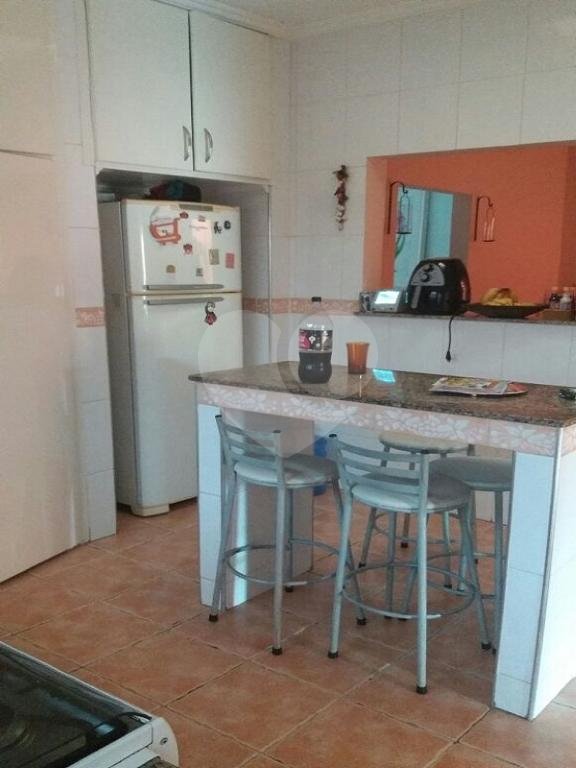 Sobrado à venda ou para alugar com 4 quartos, sendo 1 suíte,  em Santana, São Paulo, SP