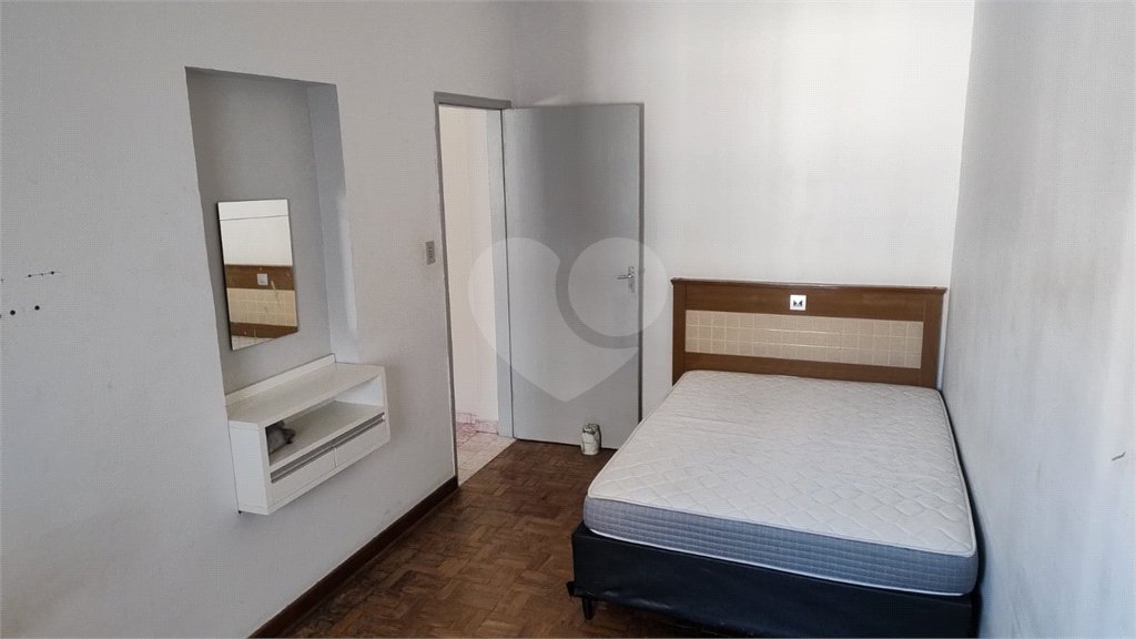 Casa à venda com 5 quartos, sendo 2 suítes,  em Jardim Santa Carolina, Mogi das Cruzes, SP
