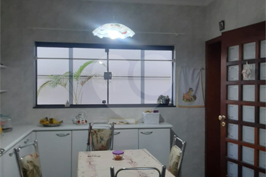 Sobrado à venda com 4 suítes em Tremembé, São Paulo, SP
