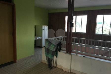 Casa à venda com 3 quartos, sendo 1 suíte, em Jardim Santa Efigênia, Salto, SP
