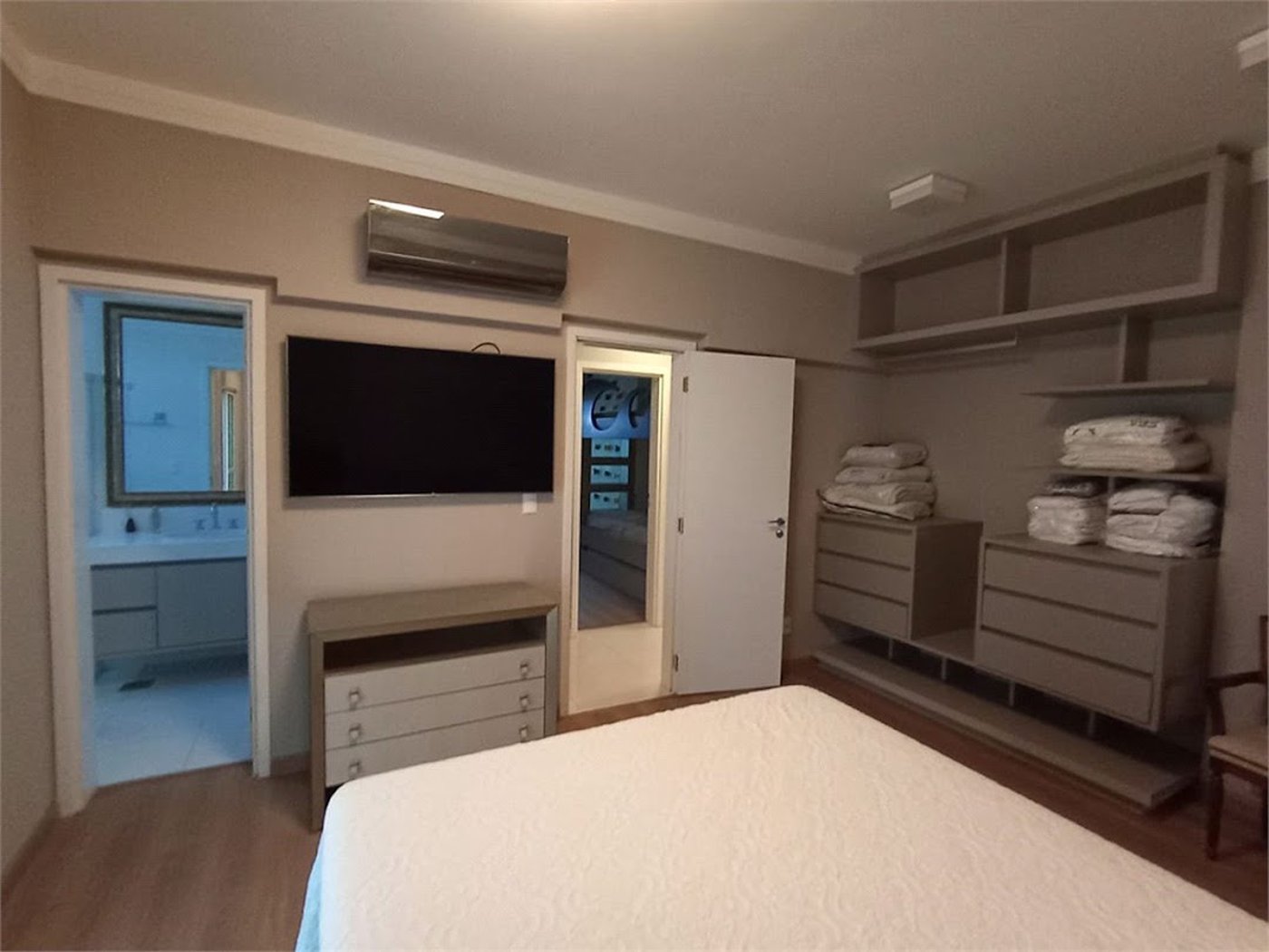 Apartamento Residencial para locação, Boqueirão, Santos - AP0256.