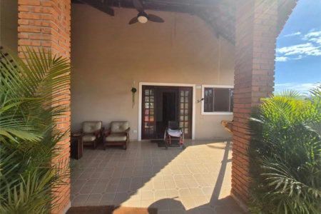 Chácara com 3 dormitórios à venda, 1200 m² por R$ 870.000,00 - Condomínio Ninho Verde II - Pardinho/SP