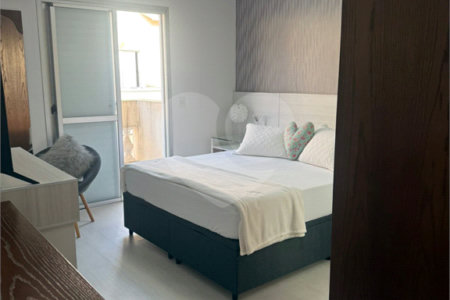 Casa à venda com 3 quartos, sendo 1 suíte, no condomínio Villas de São Francisco, São Paulo - SP