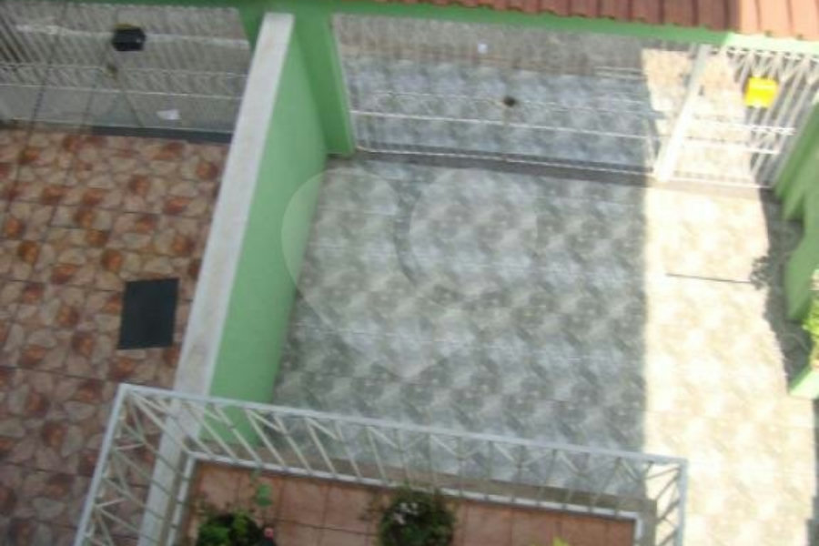 Sobrado à venda com 3 quartos, sendo 1 suíte, em Parada Inglesa, São Paulo, SP