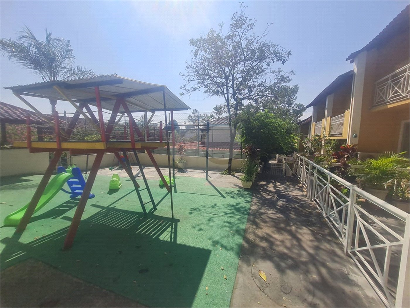 Casa à venda com 2 quartos no condomínio Athenas, Rio de Janeiro - RJ