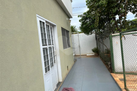 Casa à venda com 2 suítes em Cidade Jardim, Araraquara, SP