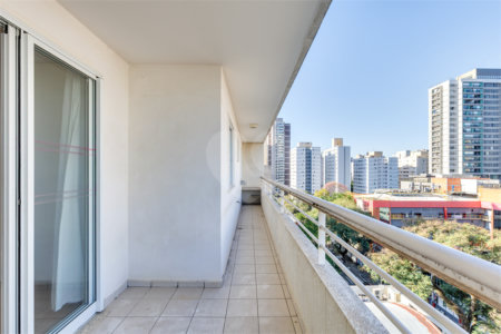 Apartamento à venda com 3 quartos, sendo 1 suíte, em Chácara Santo Antônio (zona Sul), São Paulo, SP