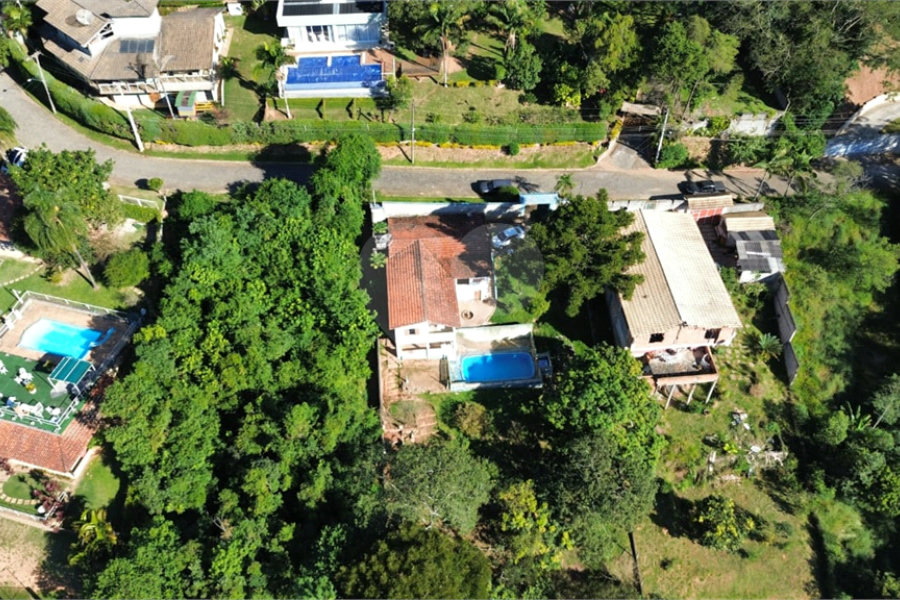 Casa à venda com 2 quartos no condomínio Residencial Cerros Verdes, Mairiporã - SP