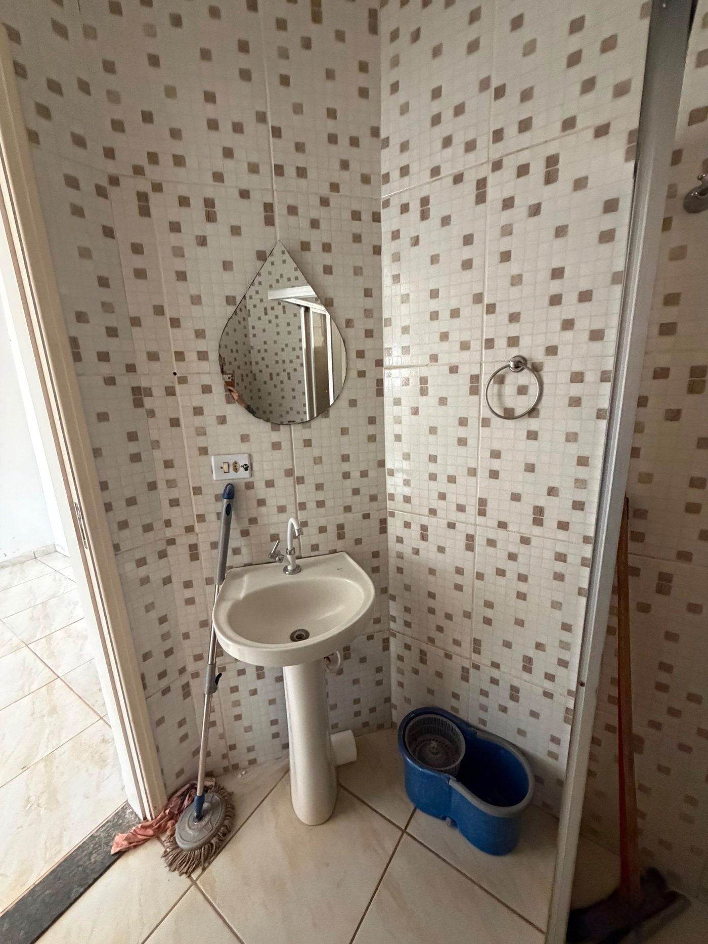 Casa para alugar com 2 quartos em São Carlos, Três Lagoas, MS