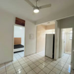 Apartamento na Quadra da Praia na Ponta da Praia – Andar Alto | Excelente Oportunidade em Santos!