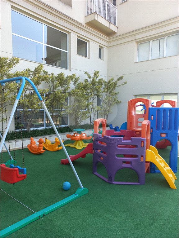 Apartamento à venda com 3 quartos, sendo 2 suítes,  no Centro, Mogi das Cruzes, SP