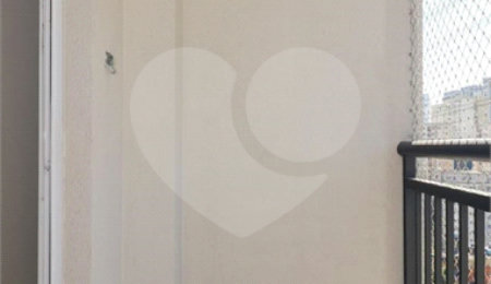Apartamento à venda com 3 quartos, sendo 1 suíte,  em Parque Reboucas, São Paulo, SP