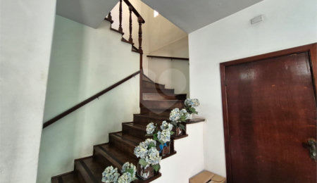 Sobrado à venda com 4 quartos, sendo 2 suítes,  em Instituto de Previdência, São Paulo, SP