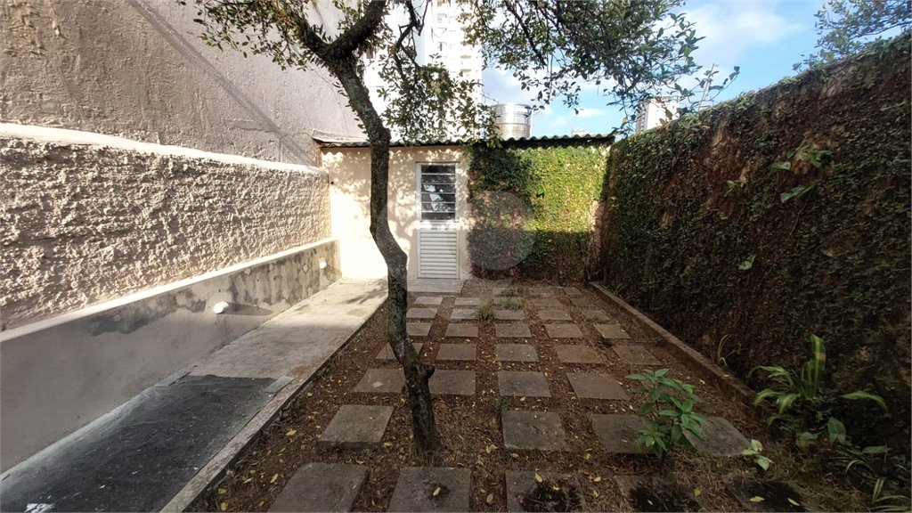 Sobrado à venda ou para alugar com 3 quartos, sendo 2 suítes,  em Vila Mascote, São Paulo, SP