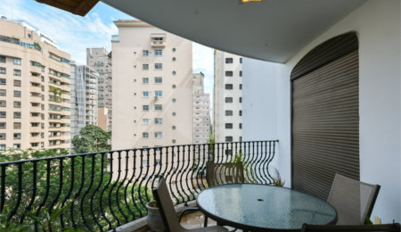 Apartamento à venda com 4 quartos, sendo 3 suítes,  em Jardim Paulista, São Paulo, SP