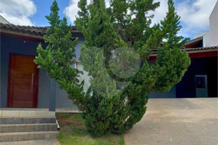 Casa à venda com 2 quartos, sendo 1 suíte, no condomínio Portal Vale do Sol, Porto Feliz - SP