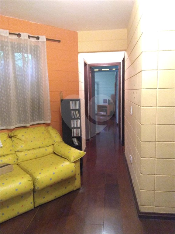 Casa Térrea à venda com 4 quartos, sendo 1 suíte, em Vila Guaca, São Paulo, SP
