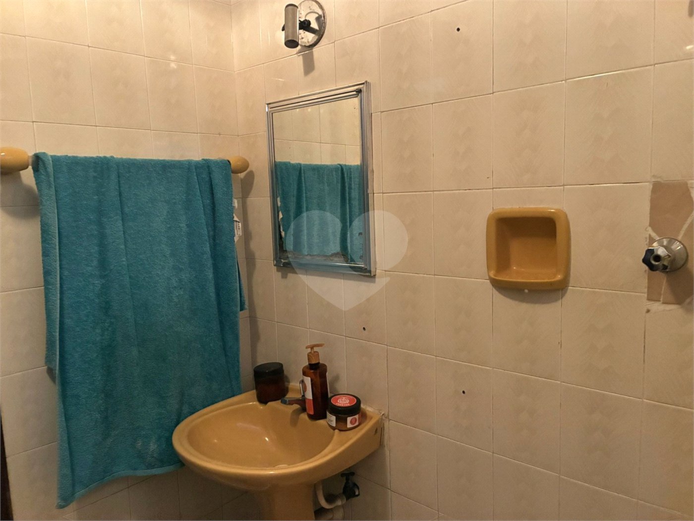 Sobrado à venda com 4 quartos, sendo 1 suíte, em Vila Guilherme, São Paulo, SP