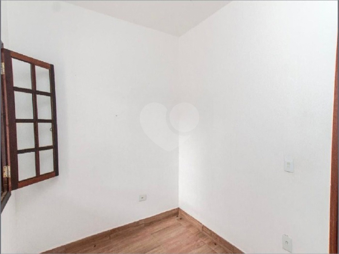 Casa Térrea à venda com 3 quartos, sendo 2 suítes, em Horto, São Paulo, SP