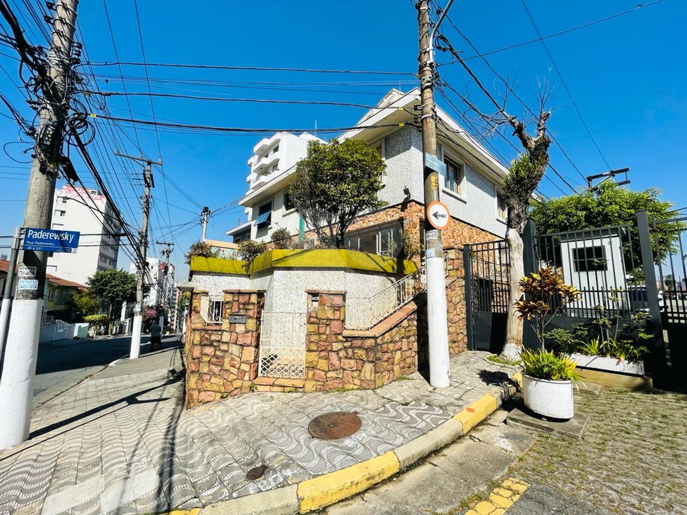 Sobrado à venda com 3 quartos, sendo 1 suíte,  em Santana, São Paulo, SP