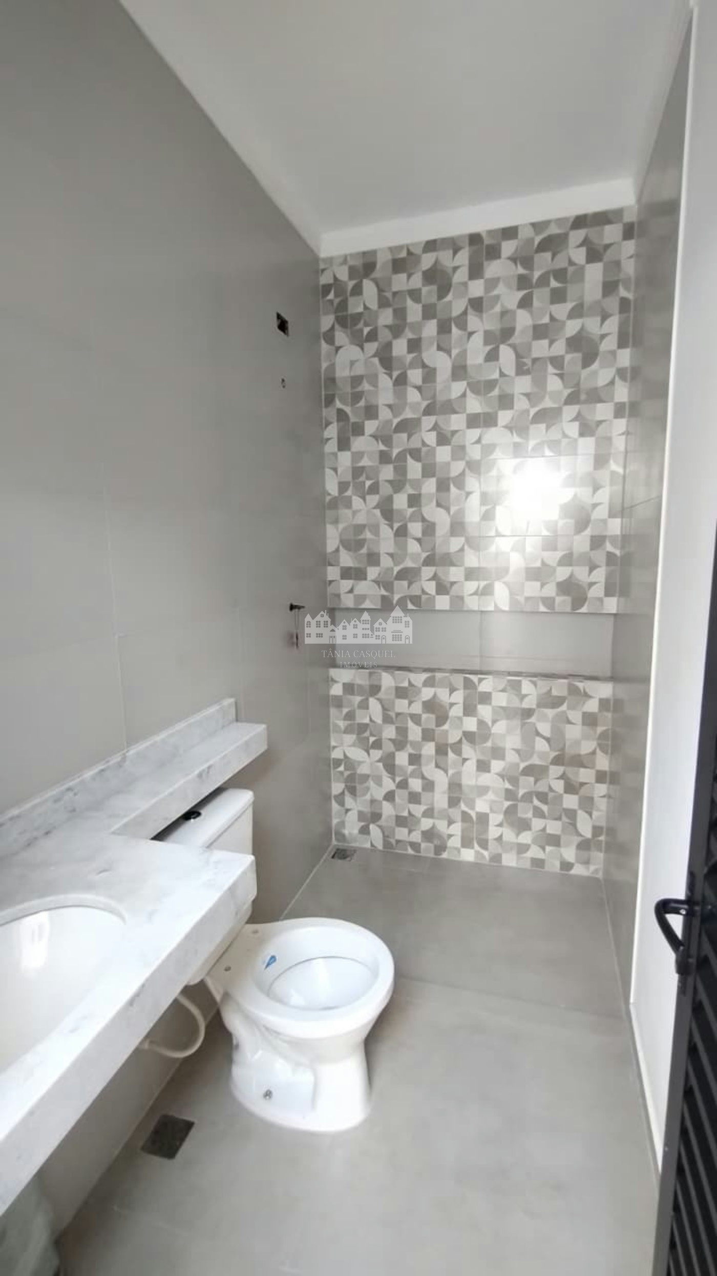 Casa à venda com 3 quartos, sendo 1 suíte, em Nova Atibaia, Atibaia, SP