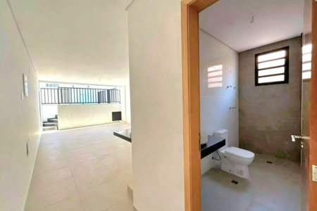 Sobreposta Alta à Venda na Aparecida em Santos | 3 Suítes | Piscina | Salão de Festas | 2 Vagas | 202 m²
