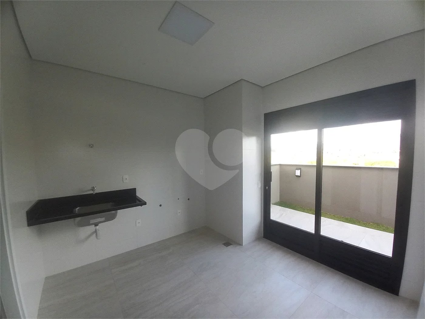 Casa à venda com 4 suítes em Paineiras, Itupeva, SP
