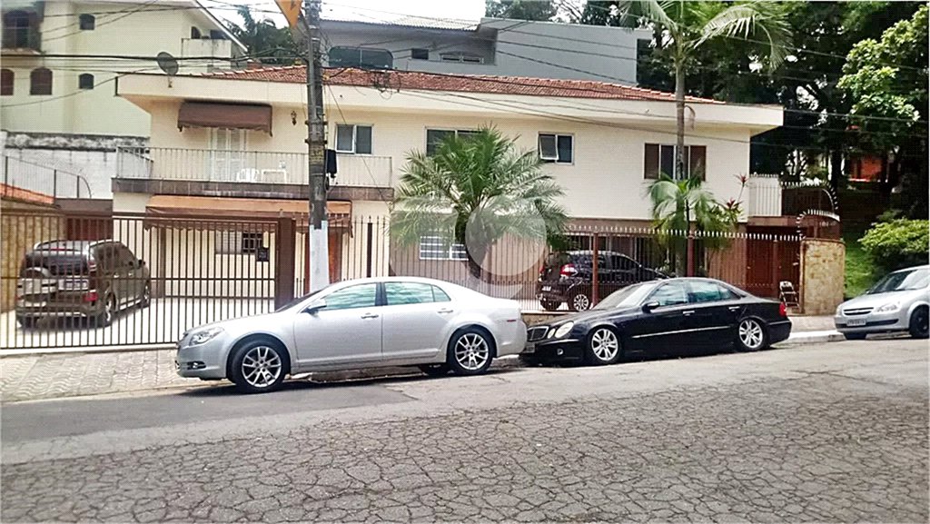 Sobrado à venda com 8 quartos, sendo 5 suítes, em Jardim Franca, São Paulo, SP