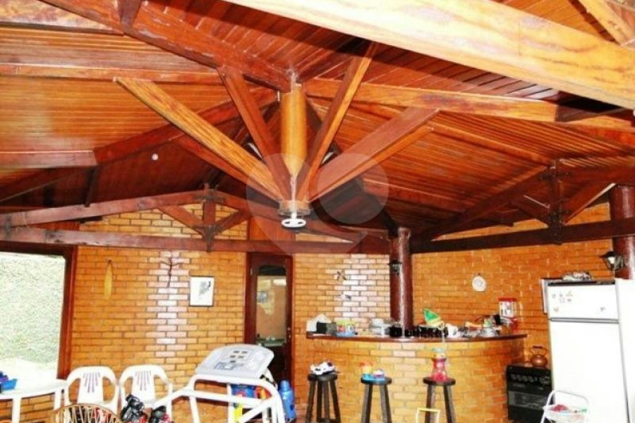 Casa Térrea à venda com 3 quartos, sendo 1 suíte, em Jardim Floresta, São Paulo, SP