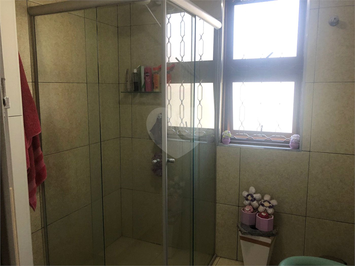 Sobrado à venda com 4 quartos, sendo 1 suíte, em Sumaré, São Paulo, SP