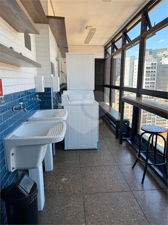 Apartamento à venda com 1 suíte em República, São Paulo, SP