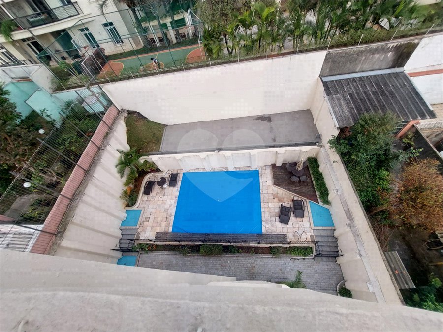 Apartamento à venda com 3 quartos em Vila Ipojuca, São Paulo, SP