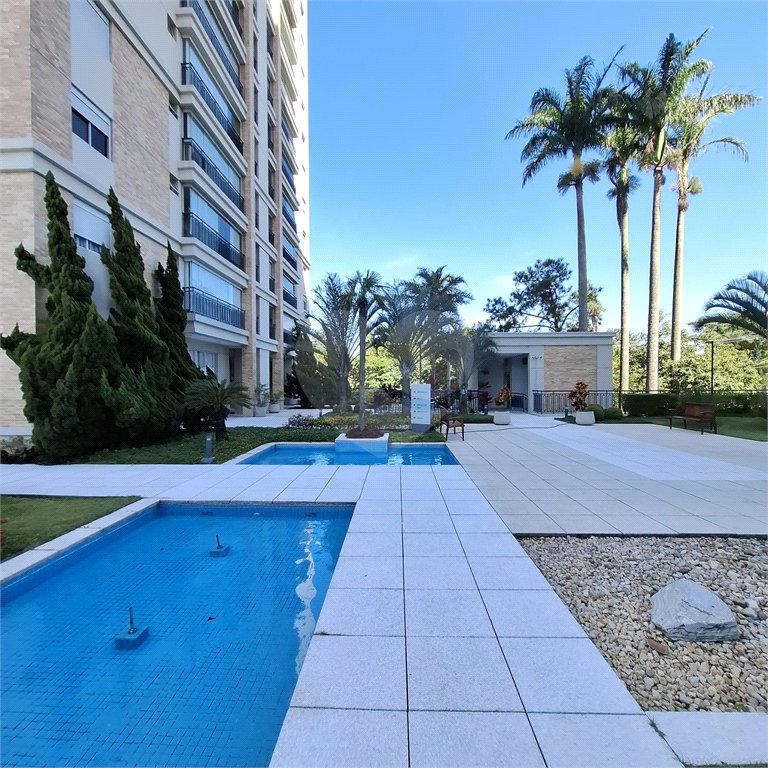 Apartamento à venda com 3 suítes em Jardim Marajoara, São Paulo, SP