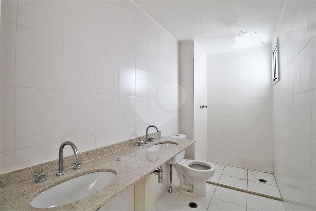 Apartamento à venda com 3 suítes em Santa Teresinha, São Paulo, SP
