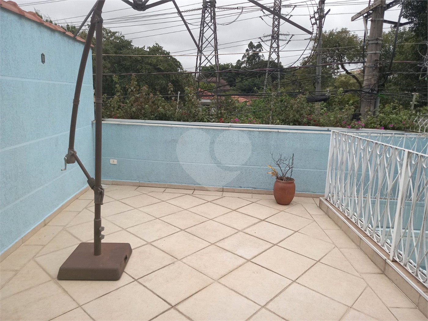 Sobrado à venda com 4 quartos, sendo 2 suítes, em Vila Hamburguesa, São Paulo, SP