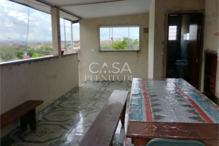 Casa à venda com 4 quartos, sendo 1 suíte, em Parque das Laranjeiras, Sorocaba, SP