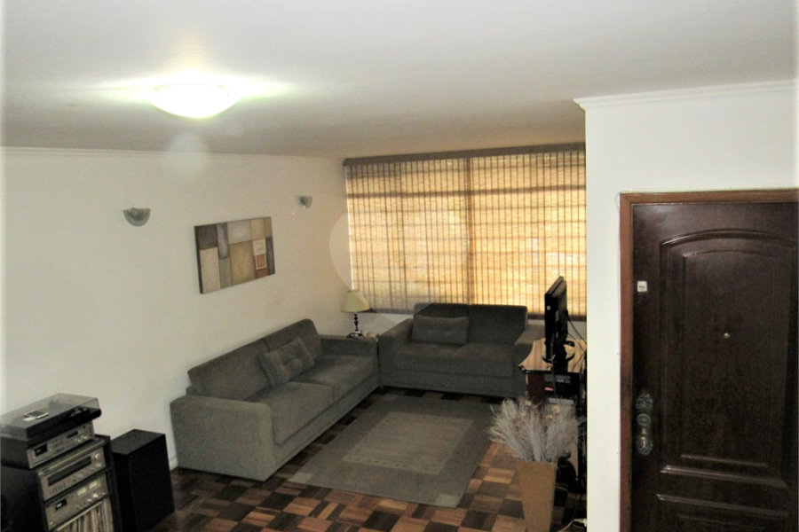 Sobrado à venda com 3 quartos, sendo 1 suíte, em Vila Mascote, São Paulo, SP