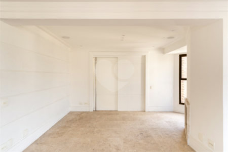 Apartamento à venda com 4 quartos, sendo 3 suítes, em Vila Andrade, São Paulo, SP