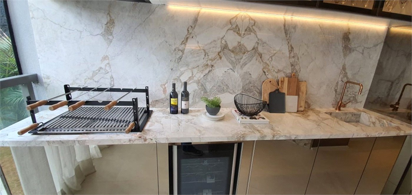 Apartamento à venda com 3 suítes em Brooklin Paulista, São Paulo, SP